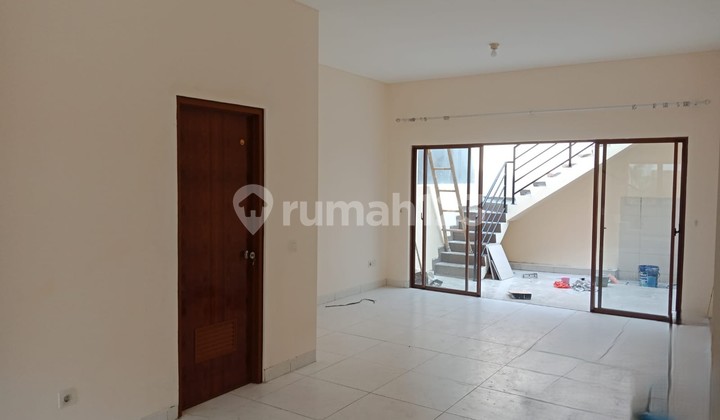 Ready-to-Occupy House in Jakarta Garden City, Cakung, East Jakarta Ready-to-Occupy House in Jakarta Garden City, Cakung, East Jakarta