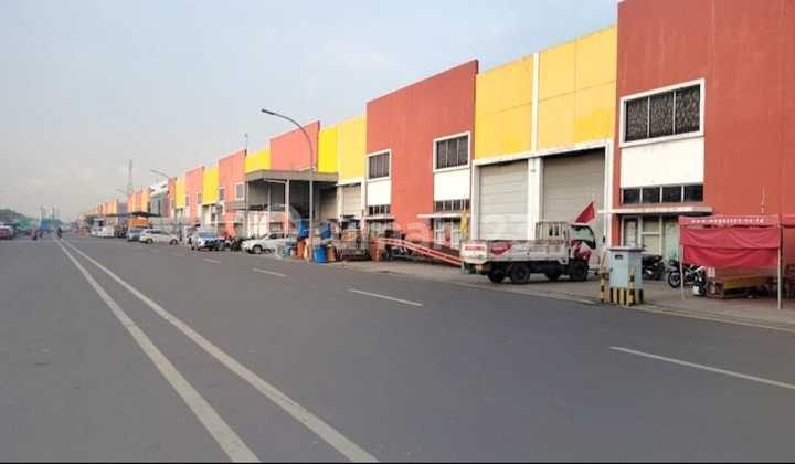 Gudang di Bizpark Green Sedayu Cakung - Jakarta Timur