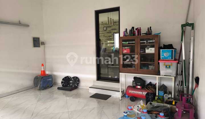 2.5-Storey Luxury House + Rooftop in Lippo Karawaci 2