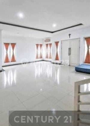 Rumah Siap Huni  3,5 lantai di Kebun Jeruk Indah Jakarta Barat