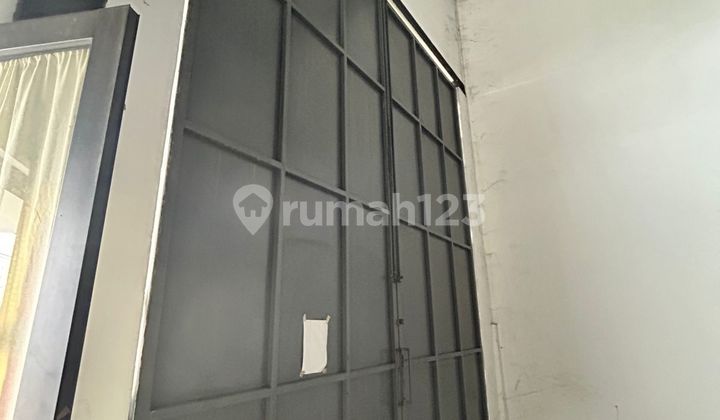 Gudang Strategis di Pergudangan Angkasa Kampung Melayu