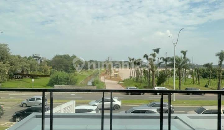 For Rent: Sorento East Corner Shop House For Rent: Sorento East Corner Shop House