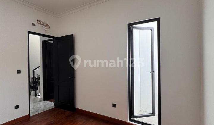 For Sale American Classic House at Icon Cosmo BSD City 2