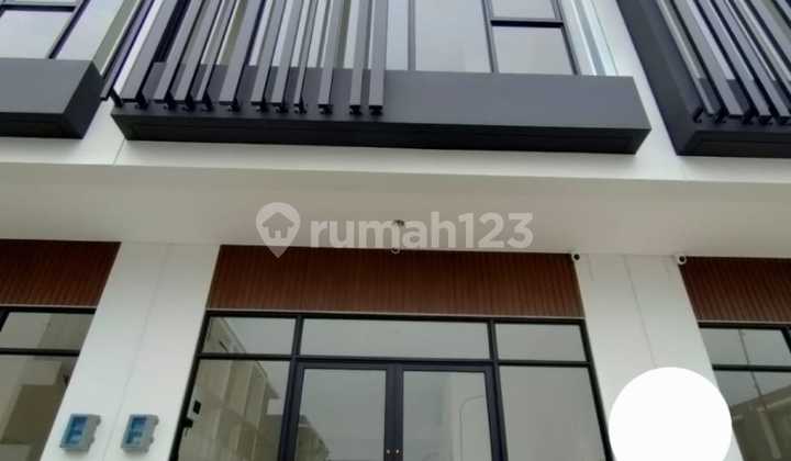 Ruko Hampton Walk 2 Facade Tipe Alfrescodi Gading Serpong Ruko Hampton Walk 2 Facade Tipe Alfrescodi Gading Serpong