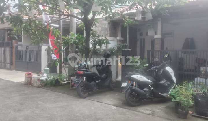 Rumah SHM Lokasi Strategis di Cluster Gardenia, Grand Depok City 2