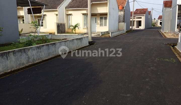 Rumah SHM Lokasi Strategis di Pasir Putih, Depok
