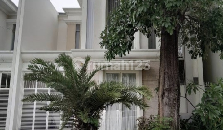 Dijual Rumah MODERN SEMI FURNISHED MINIMALIS SIAP HUNI di Cluster Long Beach, Pakuwon City Surabaya Timur