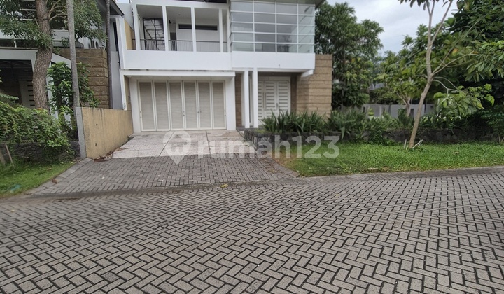 Rumah Besar Megah Hoek 2 Lantai Siap Huni Citraland, Surabaya Barat 2