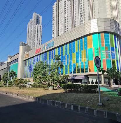 Apartemen Adhiwangsa 3+1 BR, Full Furnished (Diatas Mall Fairway Nine Ex Lenmarc), Surabaya Barat