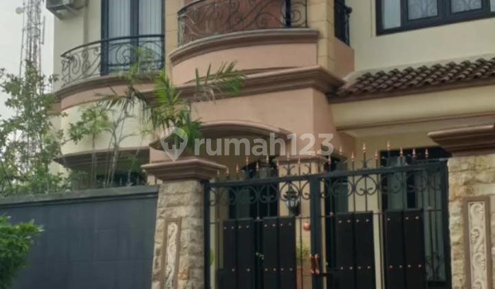 FOR SALE LUXURIOUS LARGE HOUSE FULLY FURNISHED ready to OCCUPY KLAMPIS GALAXY BUMI PERMAI East Surabaya 2