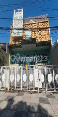 Disewakan Gedung Komersial 3 Lantai Jl. Ir Soekarno Merr Rungkut, Surabaya