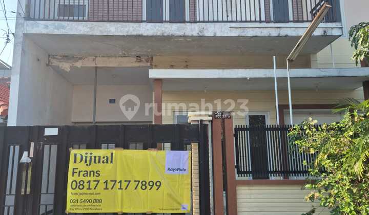 FOR SALE Large 2-story CLASSIC READY-TO-OCCUPY House in Sutorejo Prima Indah, East Surabaya FOR SALE Large 2-story CLASSIC READY-TO-OCCUPY House in Sutorejo Prima Indah, East Surabaya