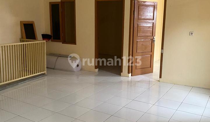 Rumah Rapi Siap Huni Lingkungan Nyaman Sekali Rumah Rapi Siap Huni Lingkungan Nyaman Sekali