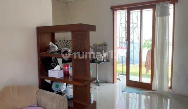 Disewakan Rumah Hoek Minimalis Siap Huni Sejuk dan Nyaman Disewakan Rumah Hoek Minimalis Siap Huni Sejuk dan Nyaman