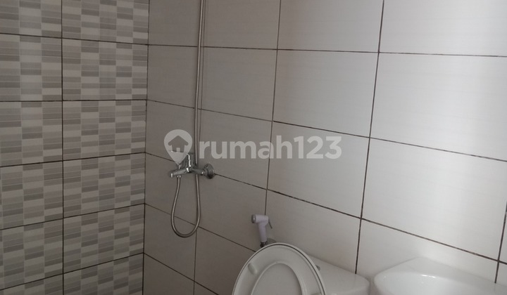 Jual Cepat Rumah Masih Baru Istana Regency Jatinangor