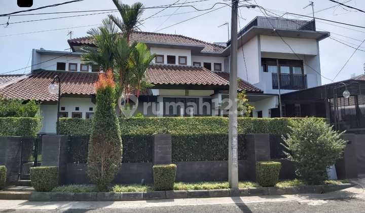 Dijual Rumah Dalam Komplek Samping Tol Pasteur