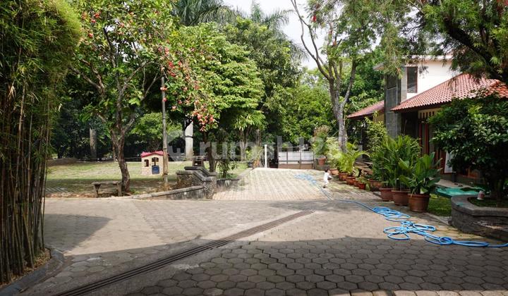 Jarang Ada.rumah Cantik Tanah Luas Tengah Kota Bandung Jarang Ada.rumah Cantik Tanah Luas Tengah Kota Bandung