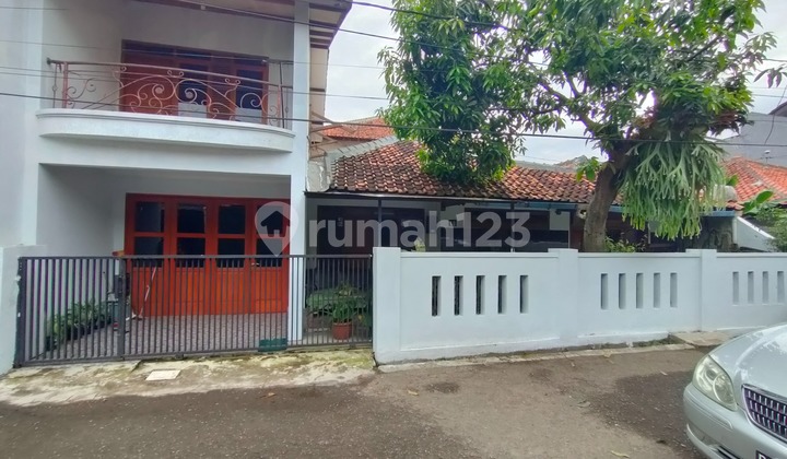 Dijual Cepat dan Murah!! Rumah Tengah Kota 2