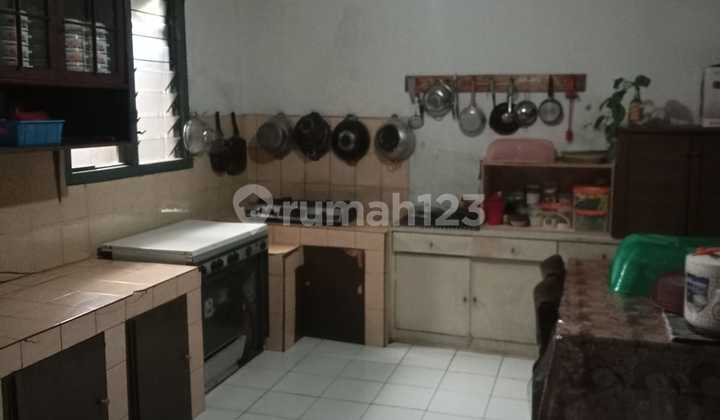 Rumah di Pusat Kota Bandung Cocok untuk Usaha 2