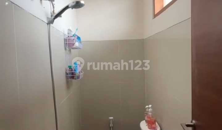 Disewakan Rumah Hoek Minimalis Siap Huni Sejuk dan Nyaman 2