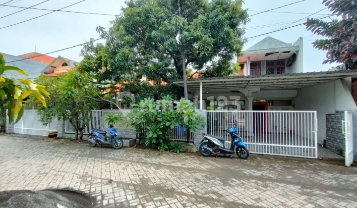 House for Sale Via Auction in Tenggilis Mejoyo Surabaya 2