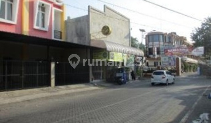 Shop House for Sale Via Auction on Raya Wisma Tropodo Sidoarjo 2