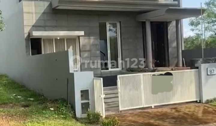 House For Sale In Araya Malang 2 Floors Good