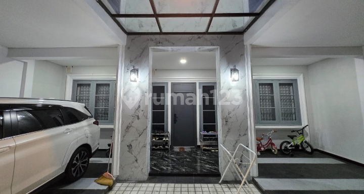 House For Sale Location Darmo Sentosa Raya Very Good 2