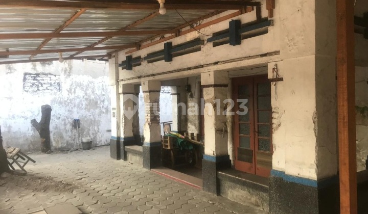 House For Sale Including Land On Kenjeran Street Surabaya 2