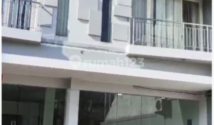 Shop House for Rent in Citraland Shop House for Rent in Citraland