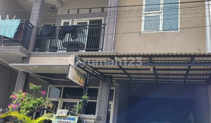 Rumah di Jual Via Lelang di Prumahan Bukit Bambabe Menganti Gresik