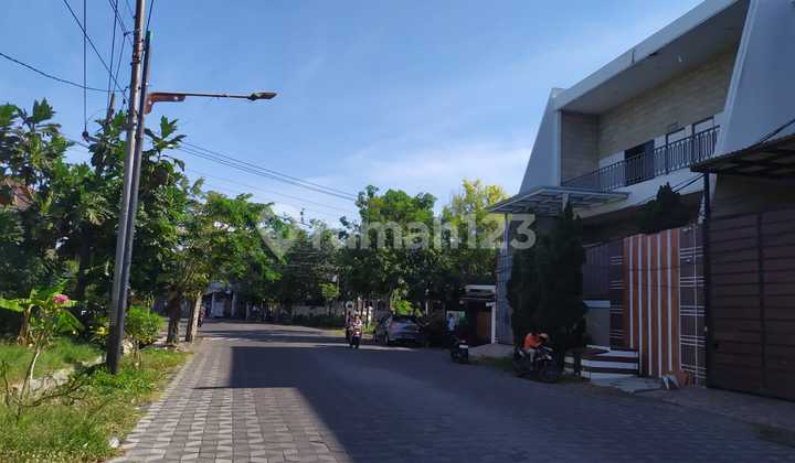 For Sale Via Auction: House in Panjangjiwo - Tenggilis Mejoyo Surabaya (2 Floors) - Area 300 M2 2