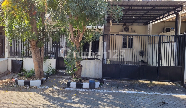 Area of 120 m2!! House for Sale via Auction in Jati, Sidoarjo (Pondok Jati Housing) - Price Below Market!!