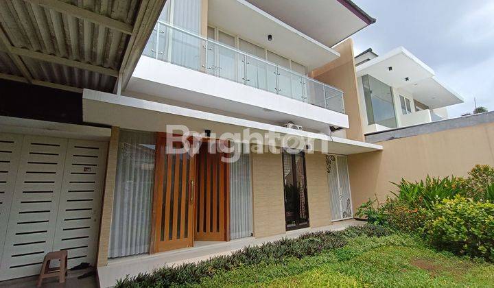 RUMAH MINIMALIS DAN MEWAH 2 LT DI KERTAJAYA INDAH TENGAH SURABAYA 1