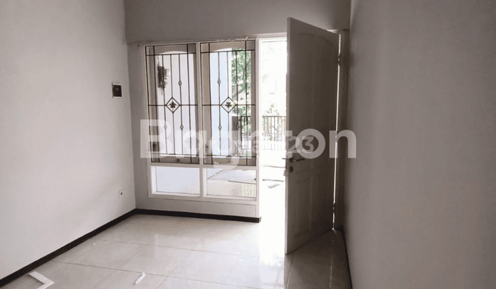 RUMAH 1.5 LANTAI DI PONDOK TJANDRA INDAH. 1