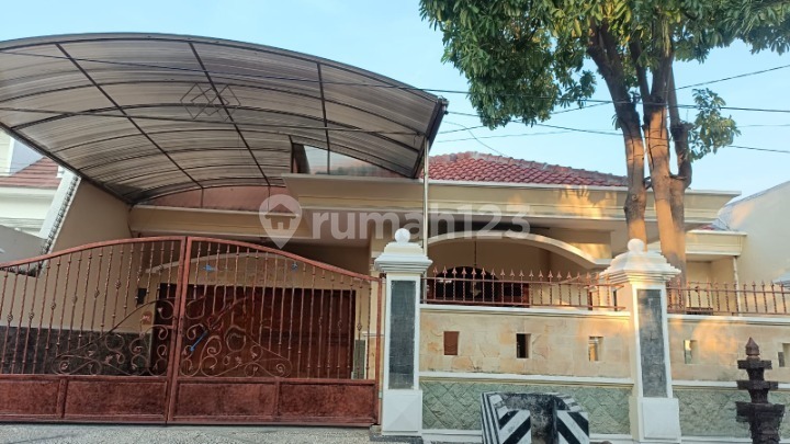 FOR SALE CHEAP HOUSE ON MANYAR KARTIKA STREET EAST SURABAYA