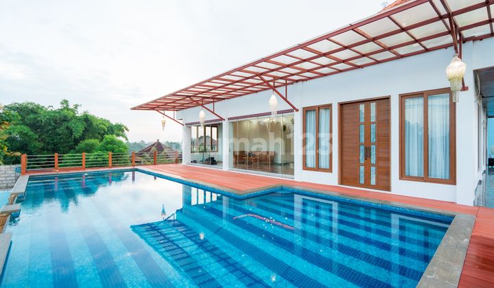 Tanah 3660m² Plus Rumah Mewah 5kt Di Jimbaran, View Gwk