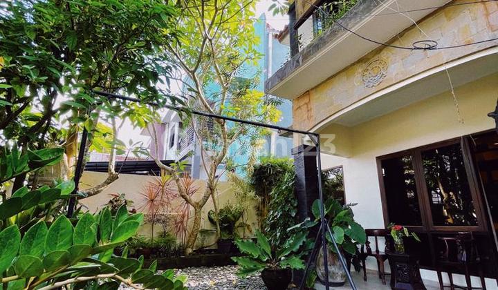Rumah Mewah 2 Lantai Full Furnish Di Puri Gading - Jimbaran 1