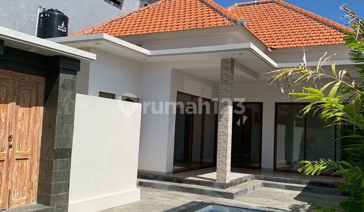Villa Mewah 2kt Di Canggu, Semi-furnished Dengan Private Pool Villa Mewah 2kt Di Canggu, Semi-furnished Dengan Private Pool