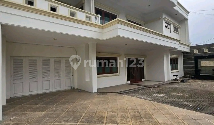 Untung Beli Rumah Mewah di Tebet Jakarta Selatan Cocok Utk Kantor 2