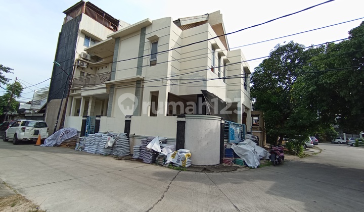 Rumah Huk Mewah Murah Siap Huni Samping Rumah Lapangan Tanahpasum