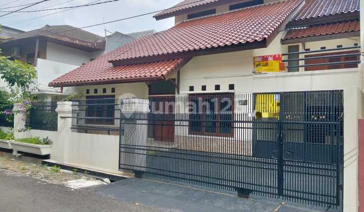 Rumah Mewah Murah Siap Huni Strategis Kemana Mana