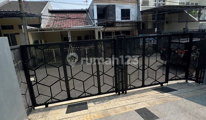 Harus Terjual Cepat Rumah Di Puspa Gading, Kelapa Gading SHM 1