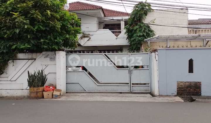 Big House in the South Jakarta Area