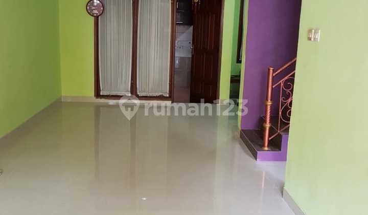 Move-in Ready House Near Bintara Train Station, Hospital, and Mini Market. 2