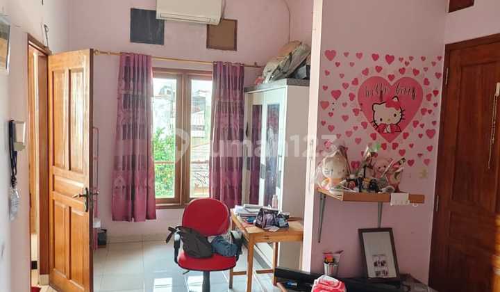 Must Sell Immediately, Move-In Ready Home for a Large Family in Kayuringin, South Bekasi 2