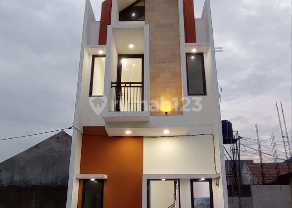For Sale 2-Story House Below Market Price For Sale 2-Story House Below Market Price