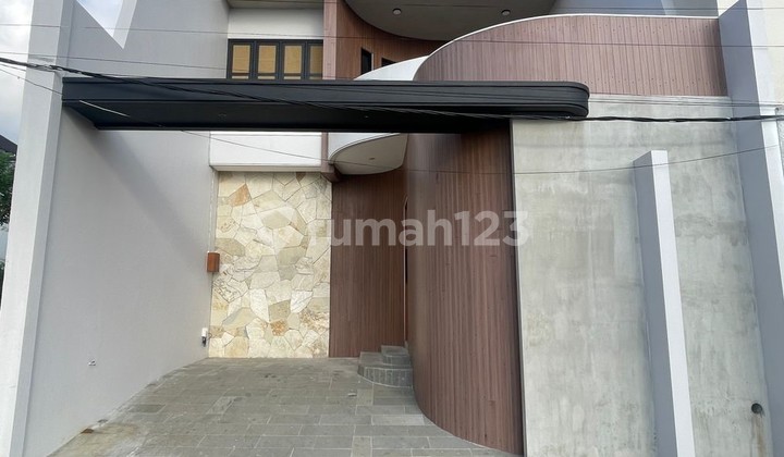 Brand New Modern Tropical Villa – Lokasi Strategis Nusa Dua Brand New Modern Tropical Villa – Lokasi Strategis Nusa Dua