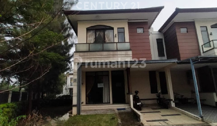 Rumah 2 Lantai Hoek Lavon Swancity S9152