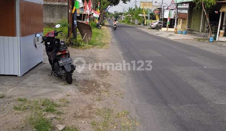 Berbah Sleman, Land Location 350 meters from SMK Yapemda 1 Sleman